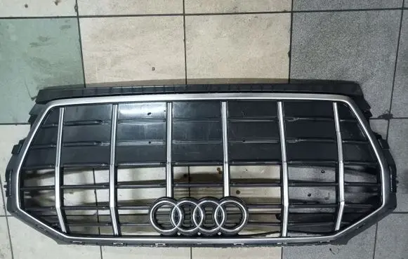 Audi Q5 SQ5 Front bumper upper radiator grill 80A853651