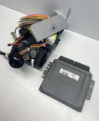 Renault Megane I Engine ECU kit and lock set 8200029342B 7703397911 7700433190