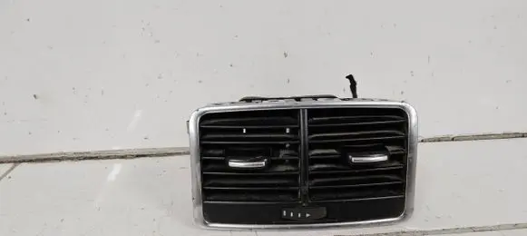 Audi A6 S6 C6 4F Rear air vent grill 4F0819203