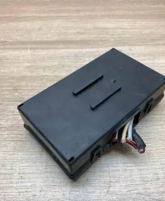 Citroen C4 I Fuse module 9632229480 074901