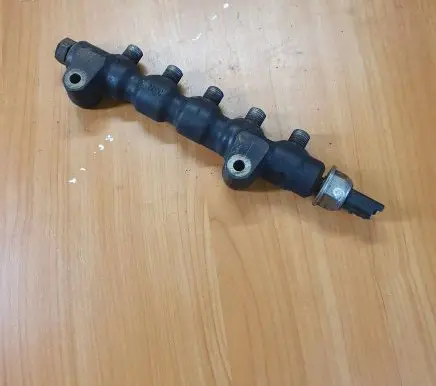 Citroen Berlingo Fuel main line pipe 9654592680 0430796056