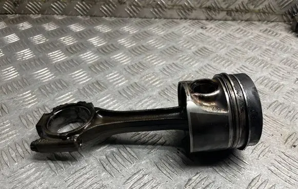 Volkswagen Golf VI Piston with connecting rod 03LA