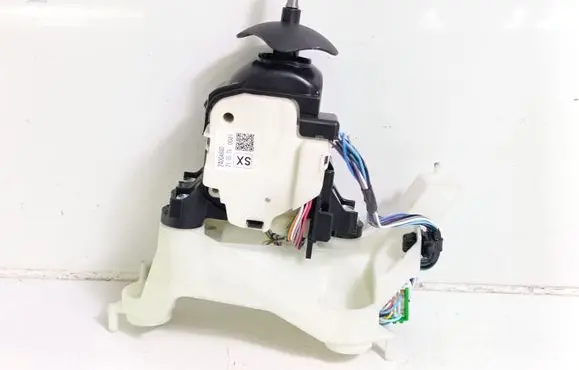 Gear shifter/selector