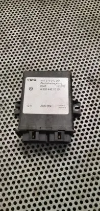 Mercedes-Benz Vito Viano W638 Door central lock control unit/module A0004461019 410215010001