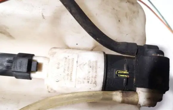 Renault Scenic II - Grand scenic II Windscreen/windshield washer pump 8200067016