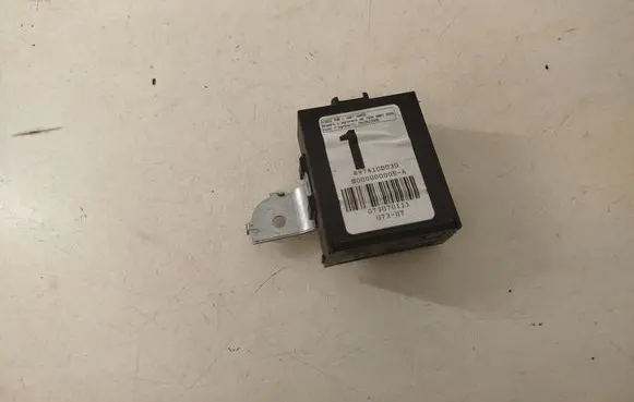 Toyota Yaris Door control unit/module 897410D030