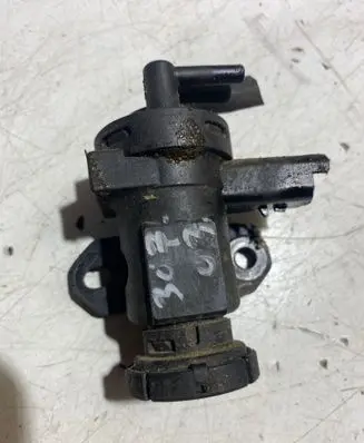 Peugeot 307 Turbo solenoid valve 702256240