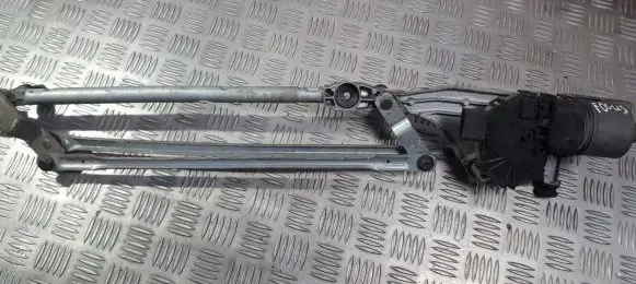 Ford Focus Front wiper linkage and motor