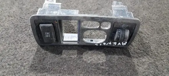 Toyota Avensis T250 Headlight level height control switch 8415205051 84152-05051
