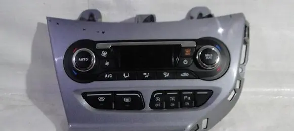Ford Focus Climate control unit