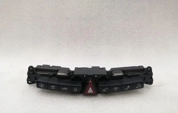 Mercedes-Benz S W220 Hazard light switch A2208216558
