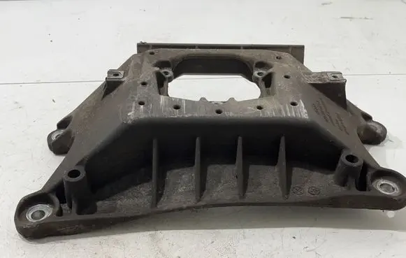 Audi A5 8T 8F Gearbox mounting bracket 8K0399263T