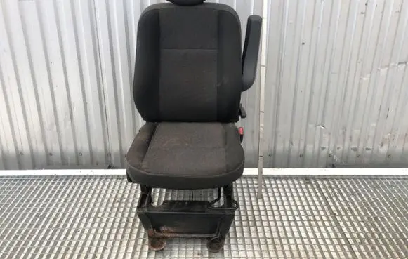 Opel Movano B Front passenger seat 