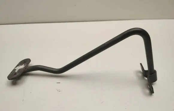 Mercedes-Benz E W212 Radiator support slam panel bracket A2128980232