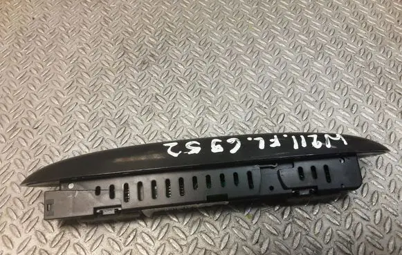 Mercedes-Benz E W211 Parking PDC sensor display screen A1715420123 1715420123