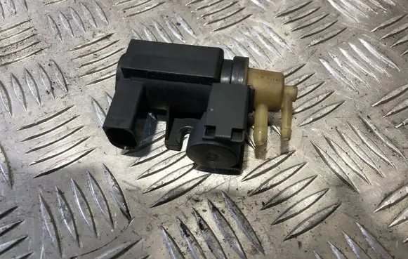 Volvo V70 Valve 31293964