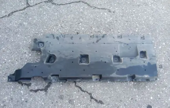 Renault Espace V (RFC) Center/middle under tray cover 748153780R