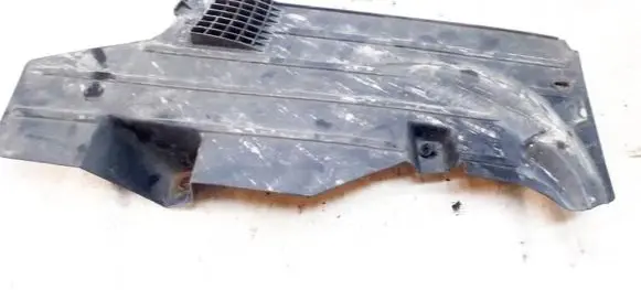 Volvo C30 Engine splash shield/under tray 30714863