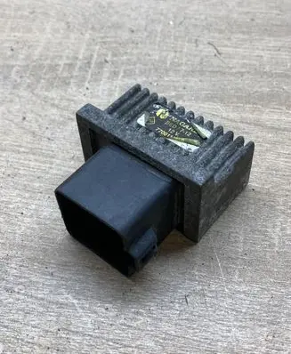 Nissan Primera Glow plug pre-heat relay 7700115078