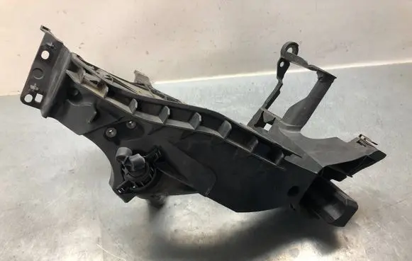 Audi A5 Sportback 8TA Headlight/headlamp mounting bracket 8T0805608B 8T0955102D