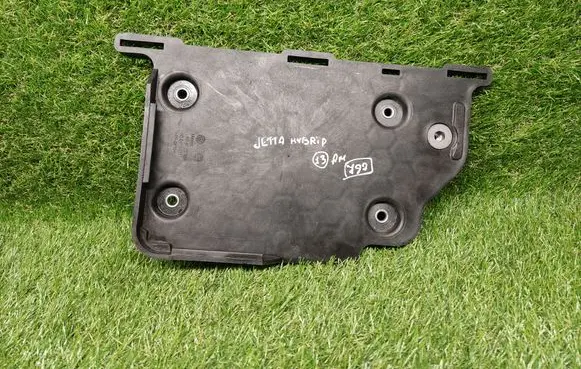 Volkswagen Jetta VI Battery tray 5C0915331