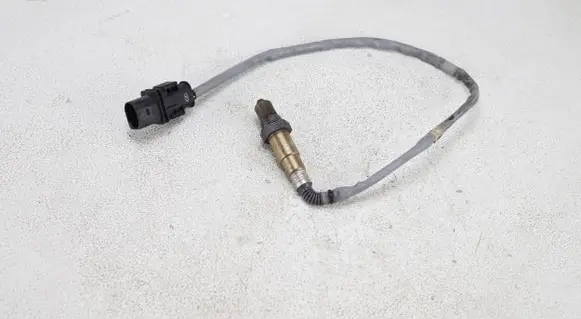 Audi Q3 8U Lambda probe sensor 03L906262Q 0281004191