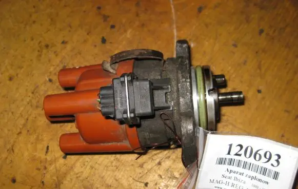 Seat Ibiza II (6k) Spark distributor 