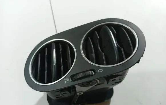Dash center air vent grill