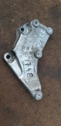 Mercedes-Benz E W212 Engine mount bracket A6510940039