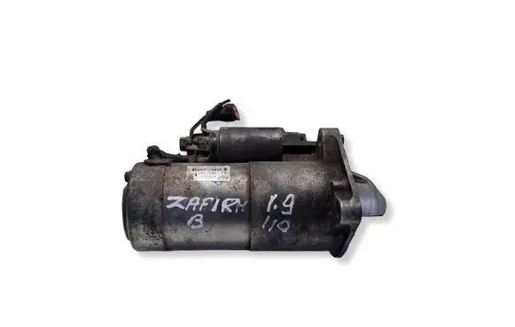 Opel Zafira B Starter motor 55352882 M001T80172
