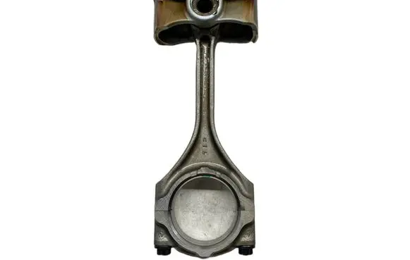 Toyota RAV 4 (XA50) Piston OYT25226