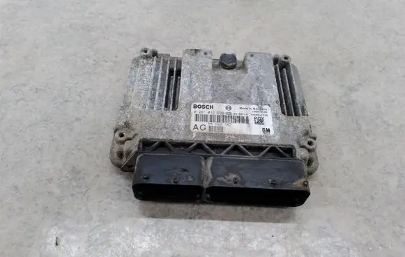 Opel Vectra C Engine control unit/module ECU 55197152