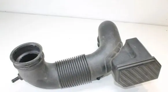 Hyundai Tucson LM Air intake hose/pipe 28130D3400