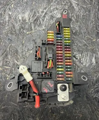 BMW 5 E60 E61 Fuse box set 518956024 6906618