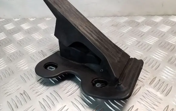 Mazda 6 Accelerator throttle pedal GHP941600