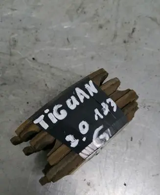 Volkswagen Tiguan Brake pads (rear) 