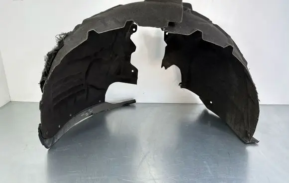 Audi Q7 4M Front mudguard 4M0807547E