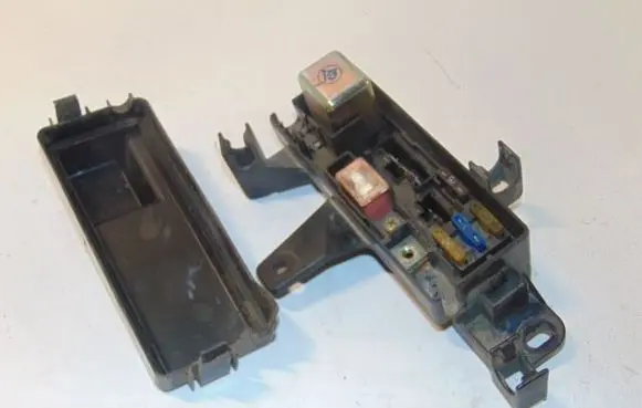 Honda Shuttle Fuse module 38230SX0003