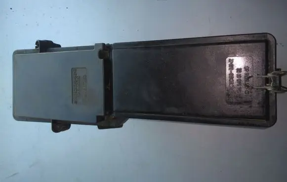 Mercedes-Benz E W124 Fuse box set 1245400182