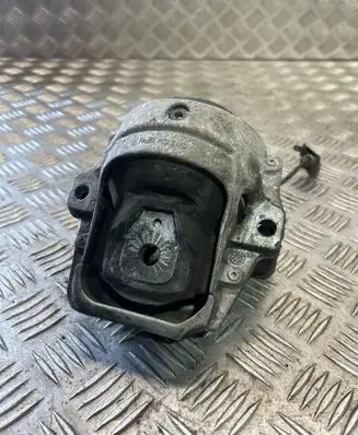 Audi Q5 SQ5 8R Engine mount bracket 8R0199381
