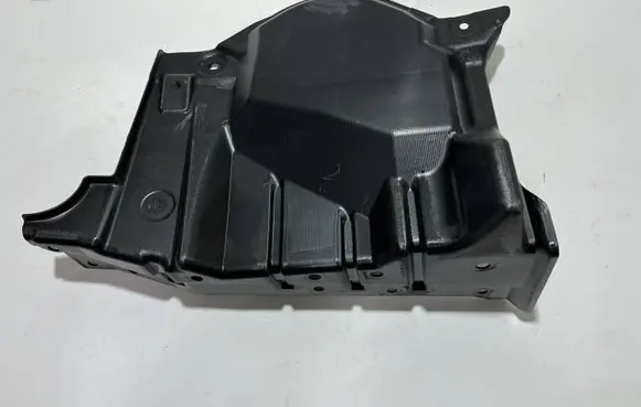 Mitsubishi Lancer Evolution Engine splash shield/under tray 5379A085