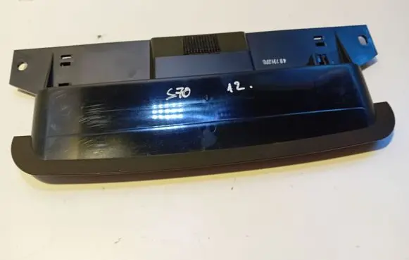 Volvo S70 V70 V70 XC Third/center stoplight 9151485