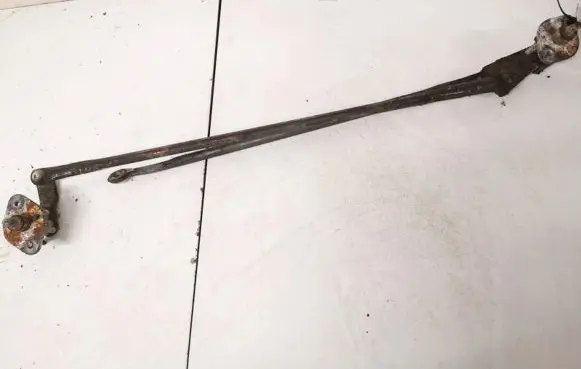 Mazda 626 Front wiper linkage and motor