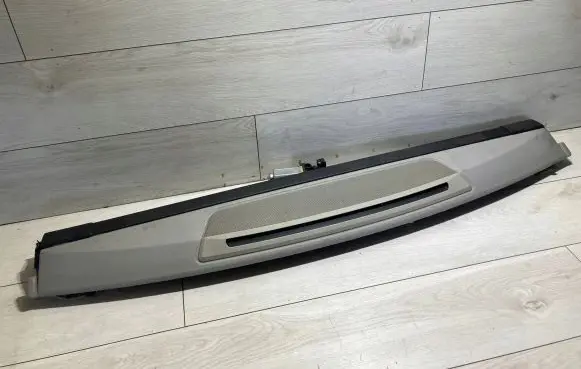 Mercedes-Benz E W212 Electric rear window sunshade cover A212810120