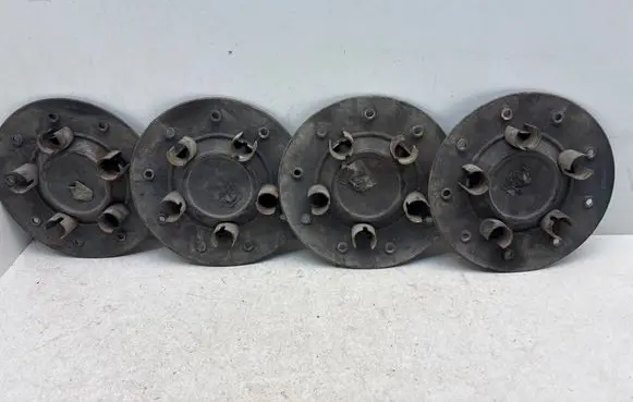 Volkswagen Caddy Original wheel cap 2K0601149C