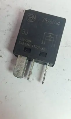 Renault Laguna I Other relay 7676504 12V20A A1001X2