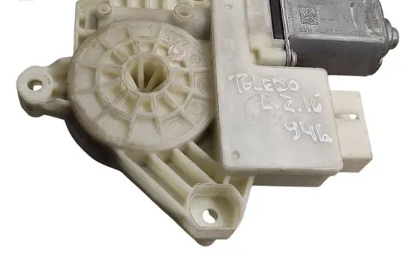 Seat Toledo IV (NH) Rear door window regulator motor 5JA959811L A72055112 SVM40317