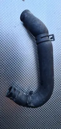 Volkswagen PASSAT B5.5 Engine coolant pipe/hose 06B121058