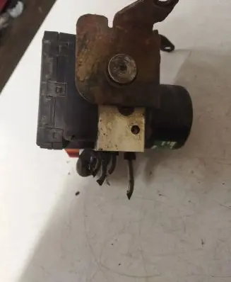 Hyundai Sonata ABS Pump 9566038000
