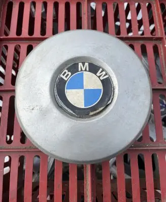 BMW 5 E12 Original wheel cap